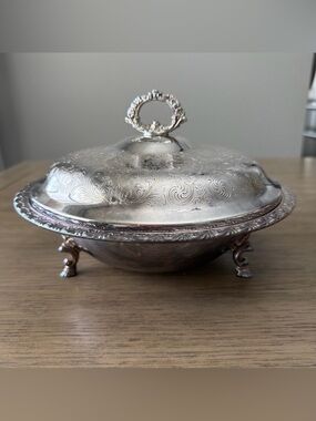 WM Rogers, silver plated, serving dish footed